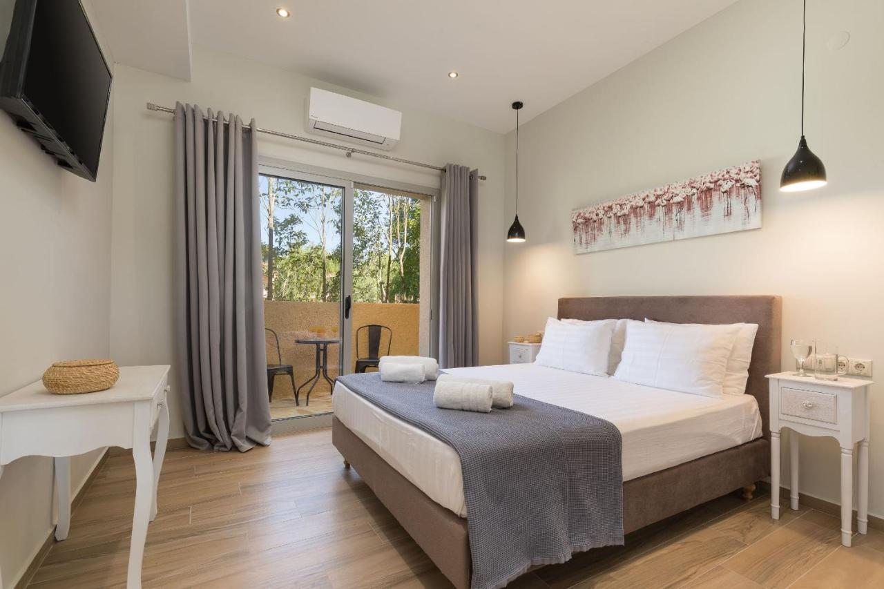 Senses Suites Дасія Екстер'єр фото