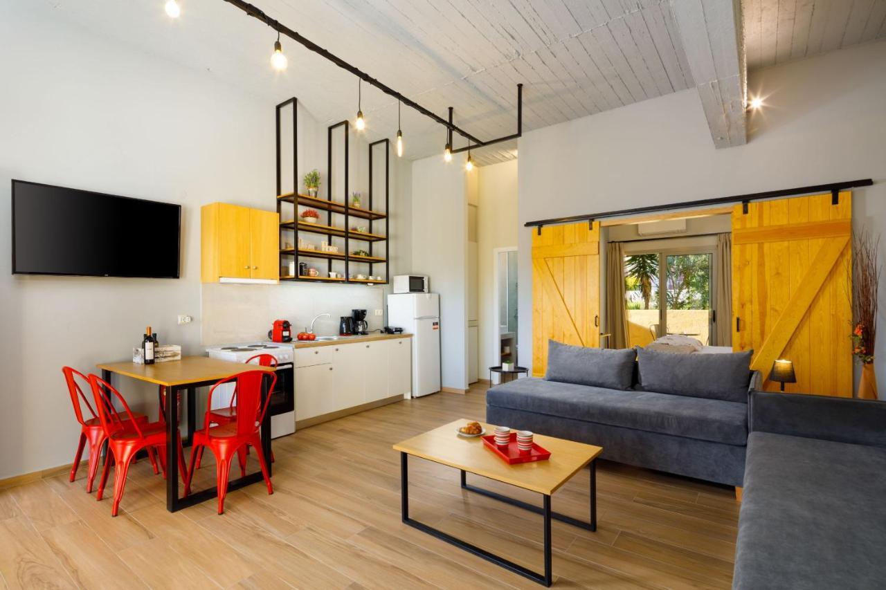 Senses Suites Дасія Екстер'єр фото