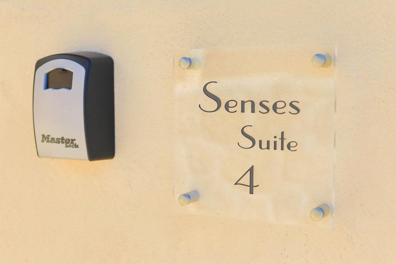 Senses Suites Дасія Екстер'єр фото