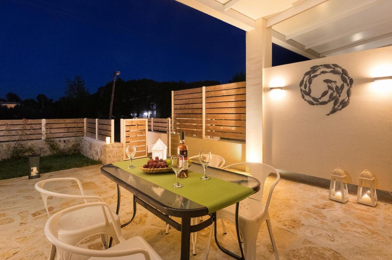 Senses Suites Дасія Екстер'єр фото